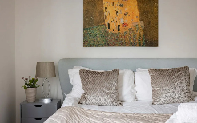 6-bedroom LUX House Next to Hyde Park Marble Arch