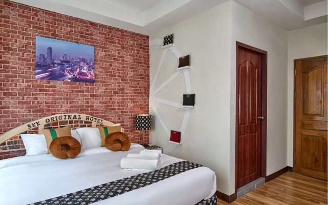 Bangkok River Loka Hotel