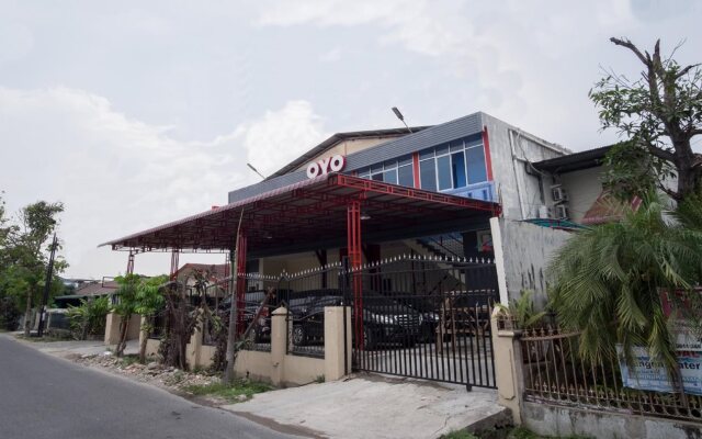 Titipapan Residence By OYO Rooms