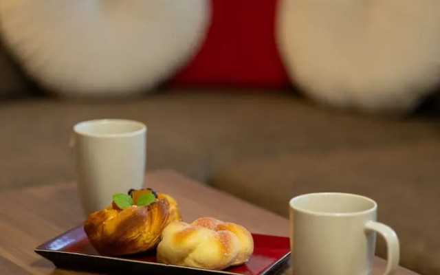 Apartment With Balcony for 2 by Renters