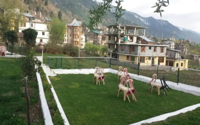 Retro Valley Camping Resort by OYO Rooms