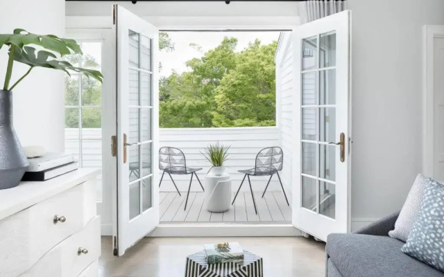 The Richard, The Edgartown Collection