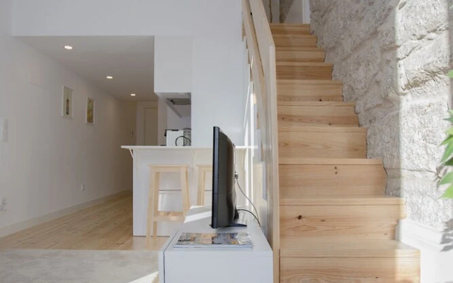 Liiiving In Porto Terrace & Sunny Apartment