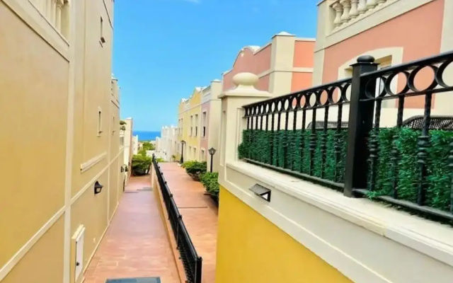 Enjoy 1 BR Palm Mar Next to Pool