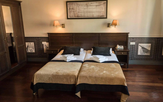 Holland House Residence Old Town