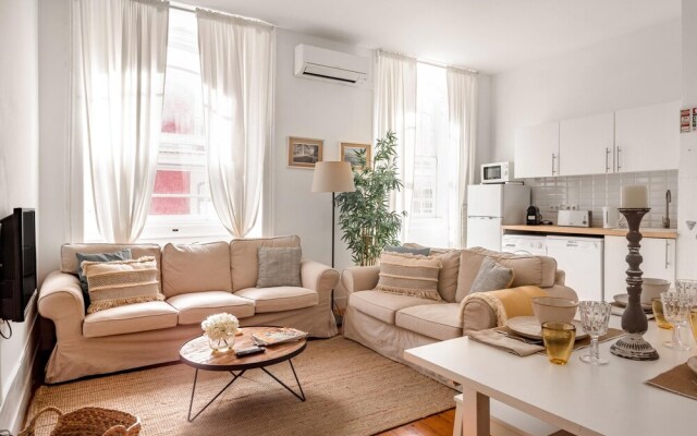 Apartment With 3 Bedrooms In Lisboa, With Wifi