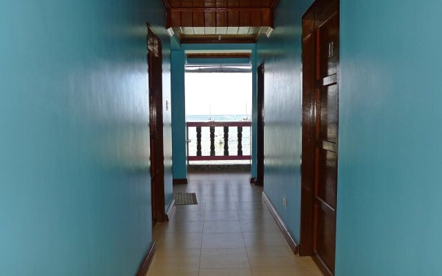 Nido Bay Inn