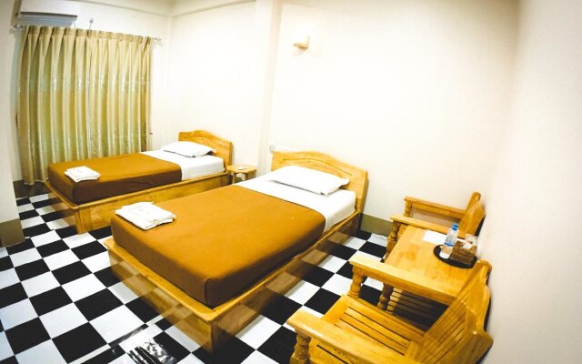Pinlon Pann motel