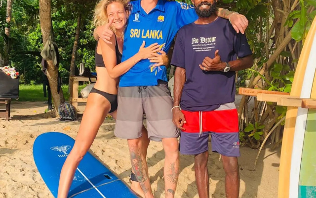 Riko surf House Hiri