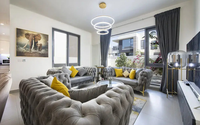 Dubai Hills Bespoke 4 Bedroom Villa