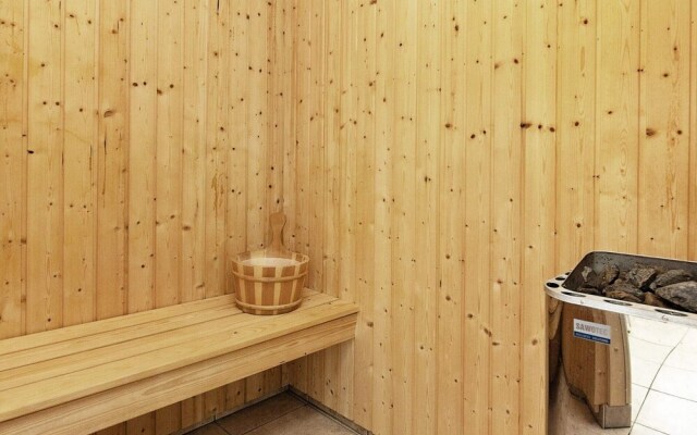 8 Person Holiday Home in Brovst-by Traum
