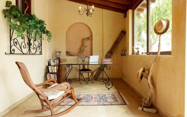 Archodiko Toliadi Boutique Apartments and Suites