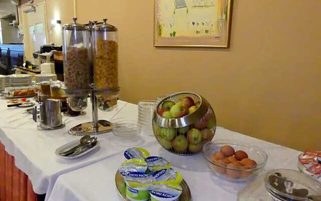 Hotel Vienni
