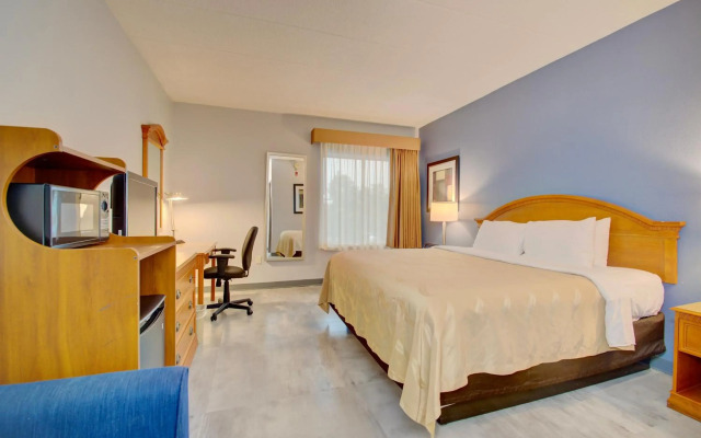 Quality Inn & Suites CVG Airport