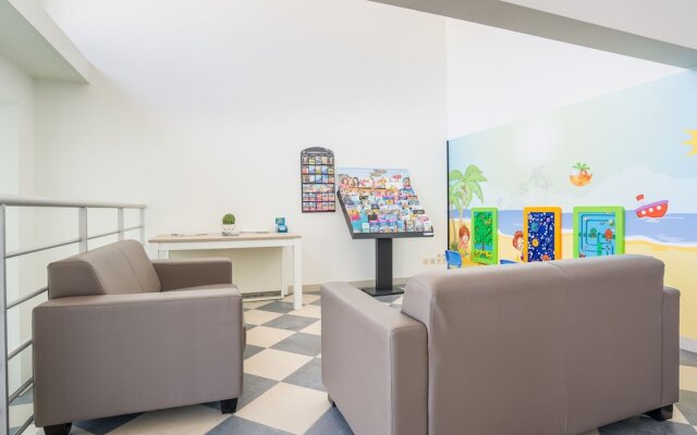 Comfortable Apartment With sea View