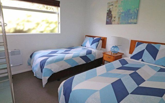 Sumner Bay Motel & Apartments