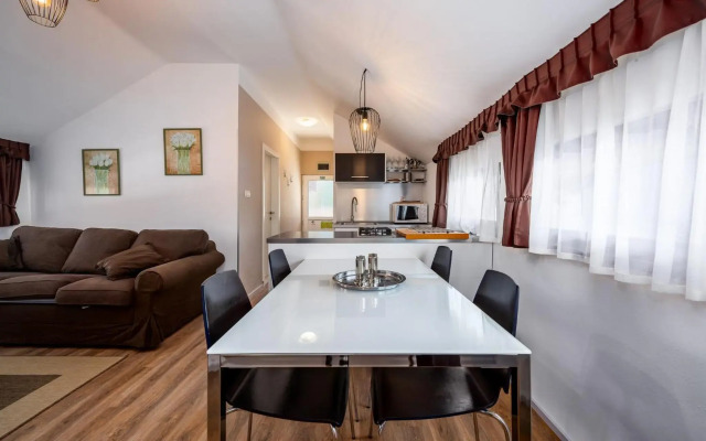 Apartments Katoro Plava Laguna