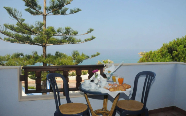 Beach Hotel