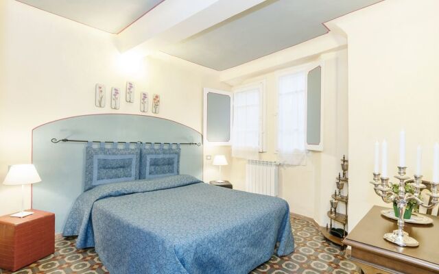 Palazzo della Stufa - Apartments for rent in Lucca