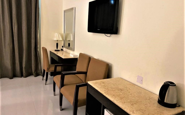 Signature Inn Deira - Free Parking