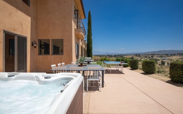 Palazzo Del Sol By Avantstay Breathtaking Home w/ Mountain Views & Hot Tub