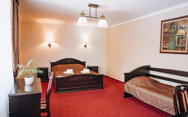 Sherwood Hotel