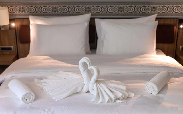 Hotel Crystal