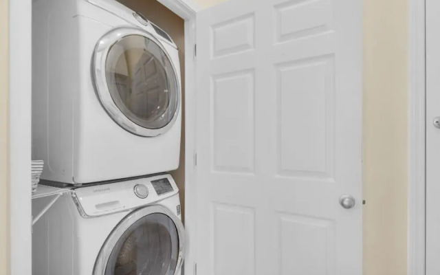 Bronze Star by the Sea