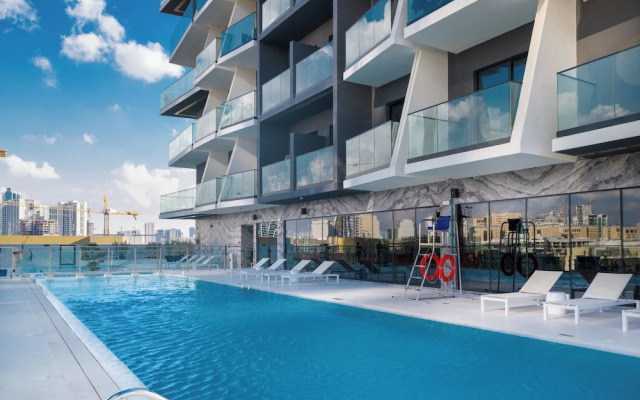 Easygo-- Amazing 1bdr Binghatti Heights
