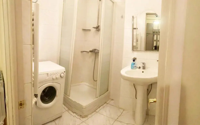 Domino Yerevan Hostel & Tours