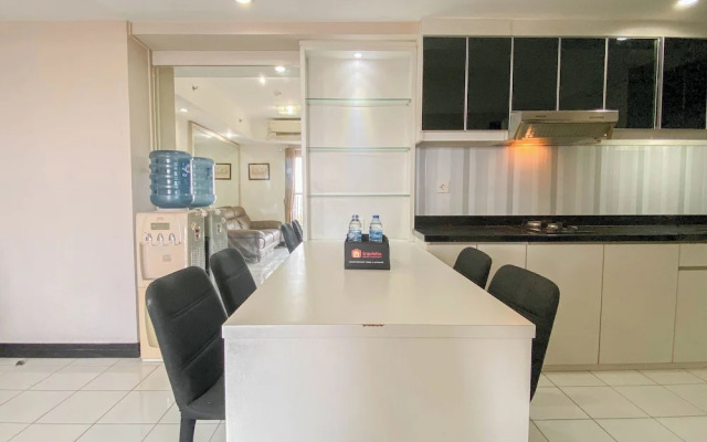 Best Location And Cozy 2Br At The Wave Kuningan Apartment