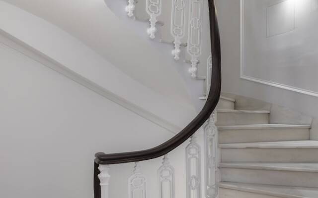 Praxitelous Luxury Suites