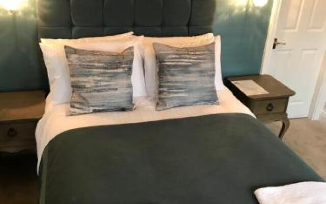 StLawrence Hotel