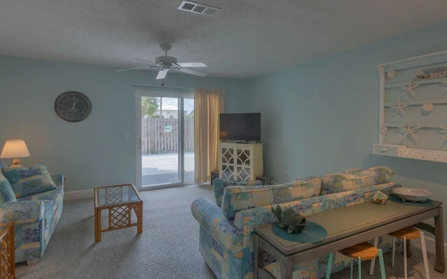 Beach Therapy Apartment 2 Bedroom