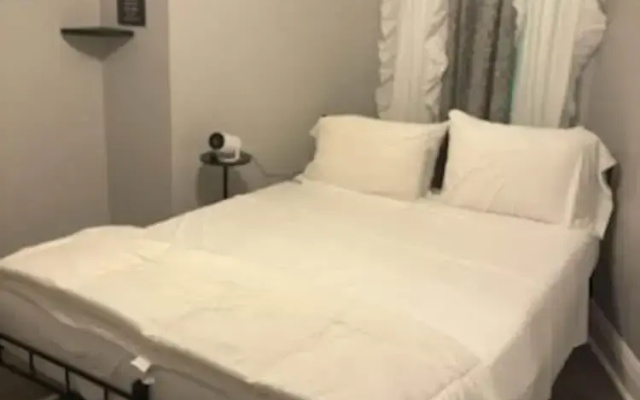 Diamond Horizon Suite
