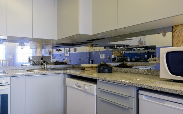 Boutique Rentals - Provence Apartment