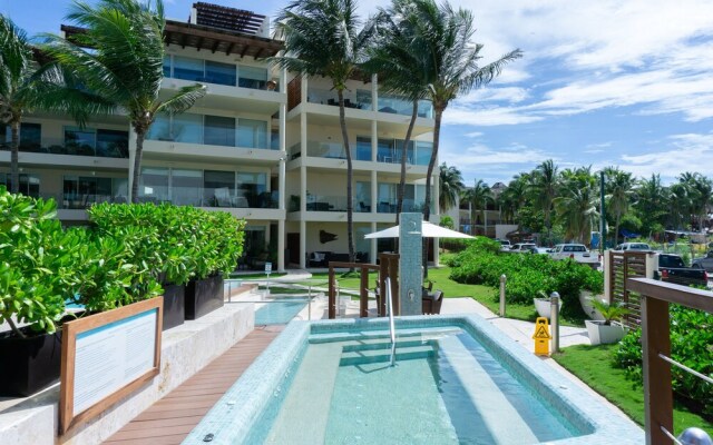 Elements Penthouse 19 3 Bedroom Condo by RedAwning