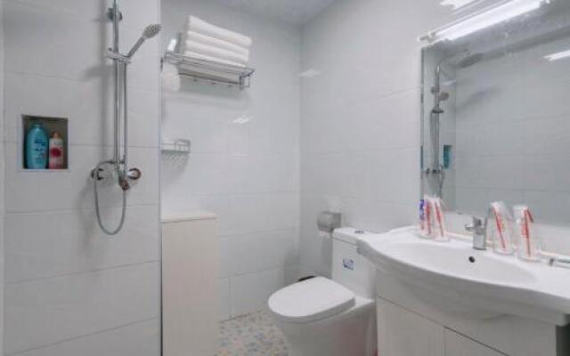 Xi’an Beilin·South Gate Subway Station· Locals Apartment 00172100