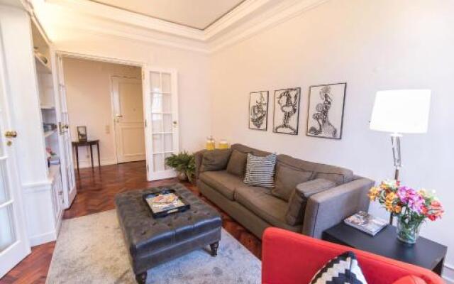 LovelyStay - Campo Pequeno Charming Apartment