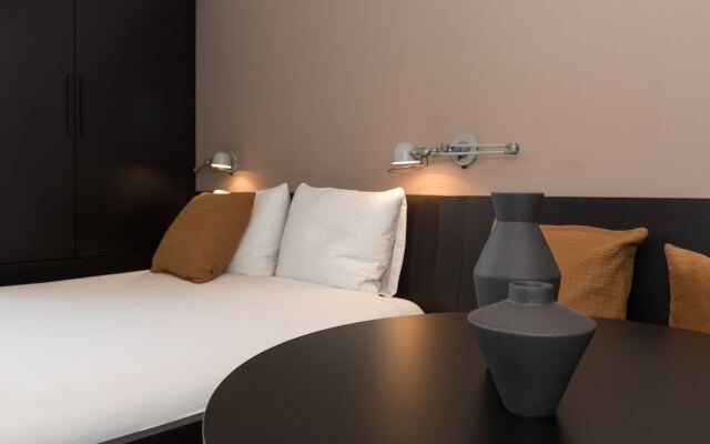 City centre studio canal belt