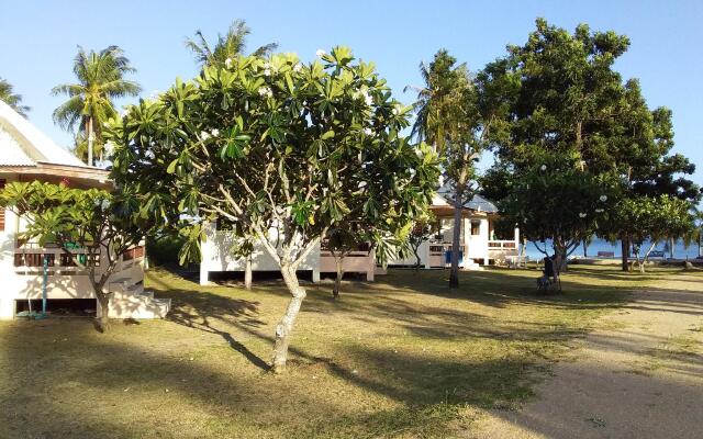 Jinta Beach Bungalow