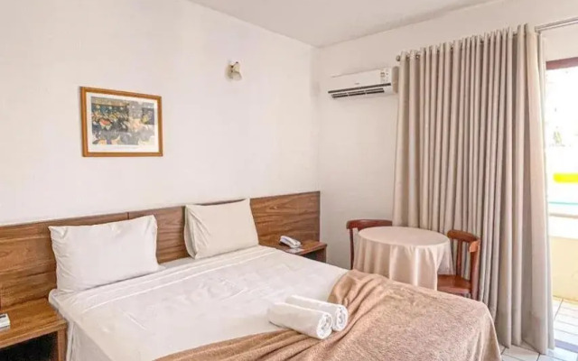 Sunshine Praia Hotel