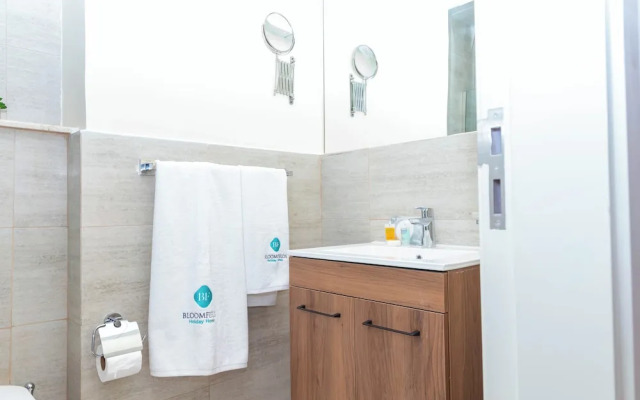 Bloomfields Grandeur STU in Oasis Masdar