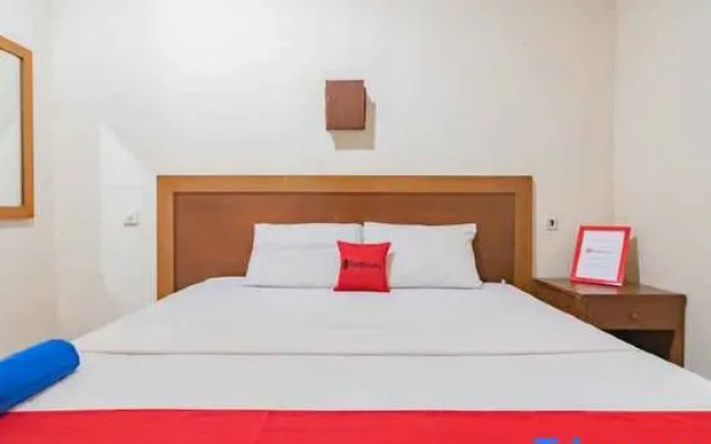 RedDoorz Plus at Hotel Sofia Pangandaran – Guest Rooms – Pangandaran