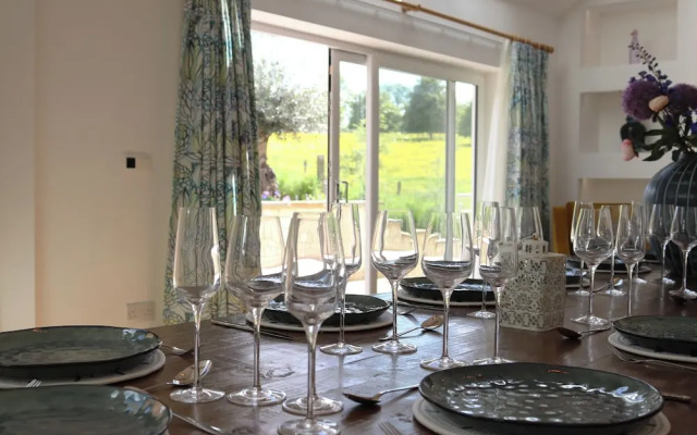 Leafield House @ Nables Farm