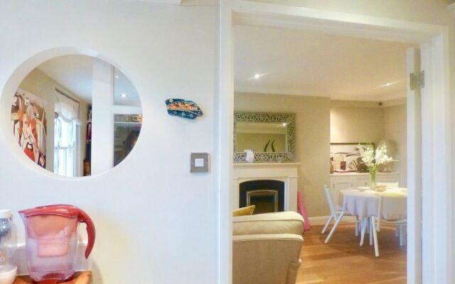 2 Bedroom Apartment in Brighton With sea View Sleeps 3