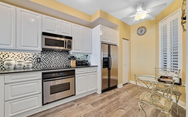 Beach Colony East 13C