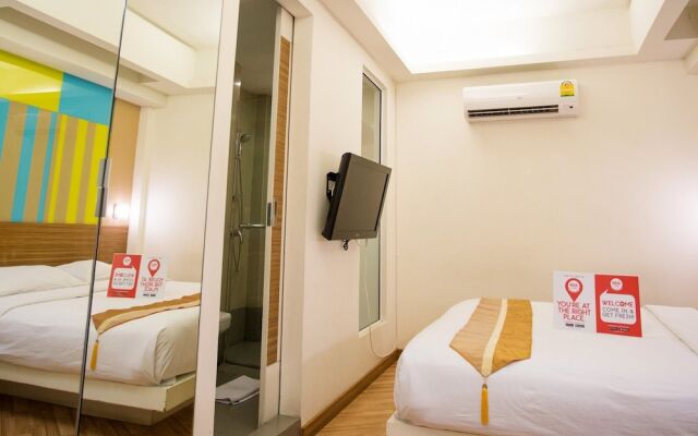 Nida Rooms Khlong Toei 390 Sky Train