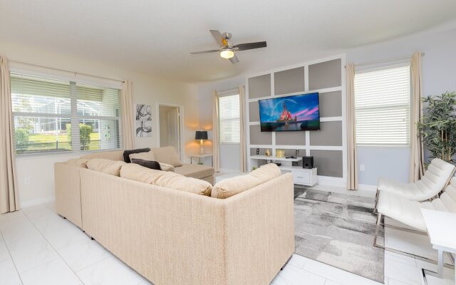 9018cg 6 Bedroom Home