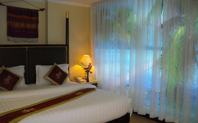 Lux Riverside Hotel & Apartment